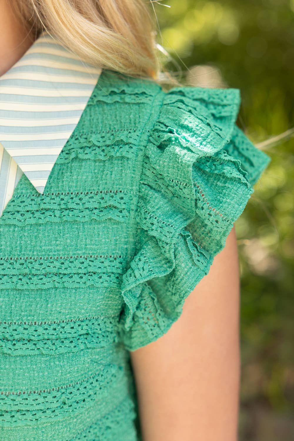 Stripe Collar Detailed Ruffle Sleeve Textured Knit Top