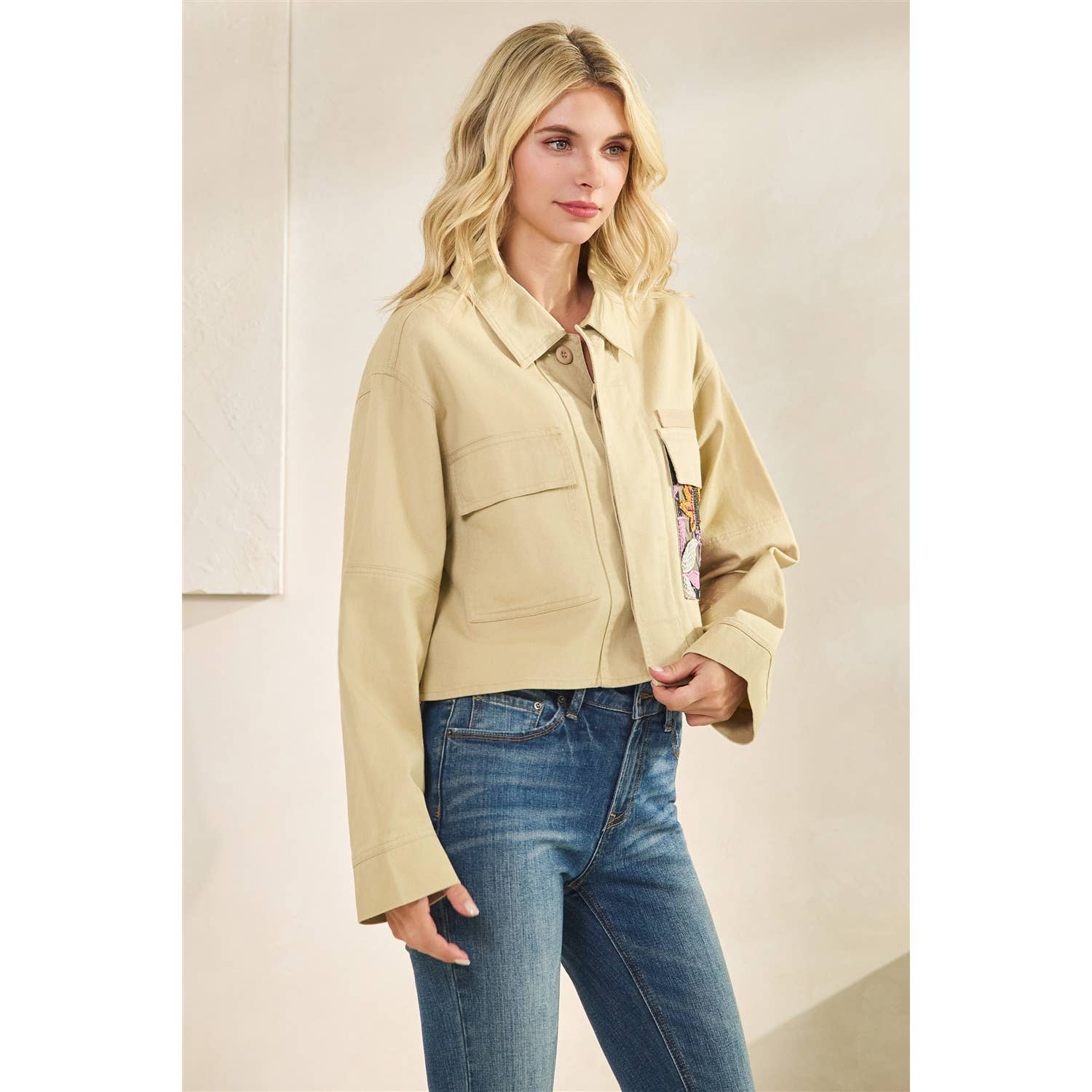 Vervet - Flower Sequins Contrast Jacket