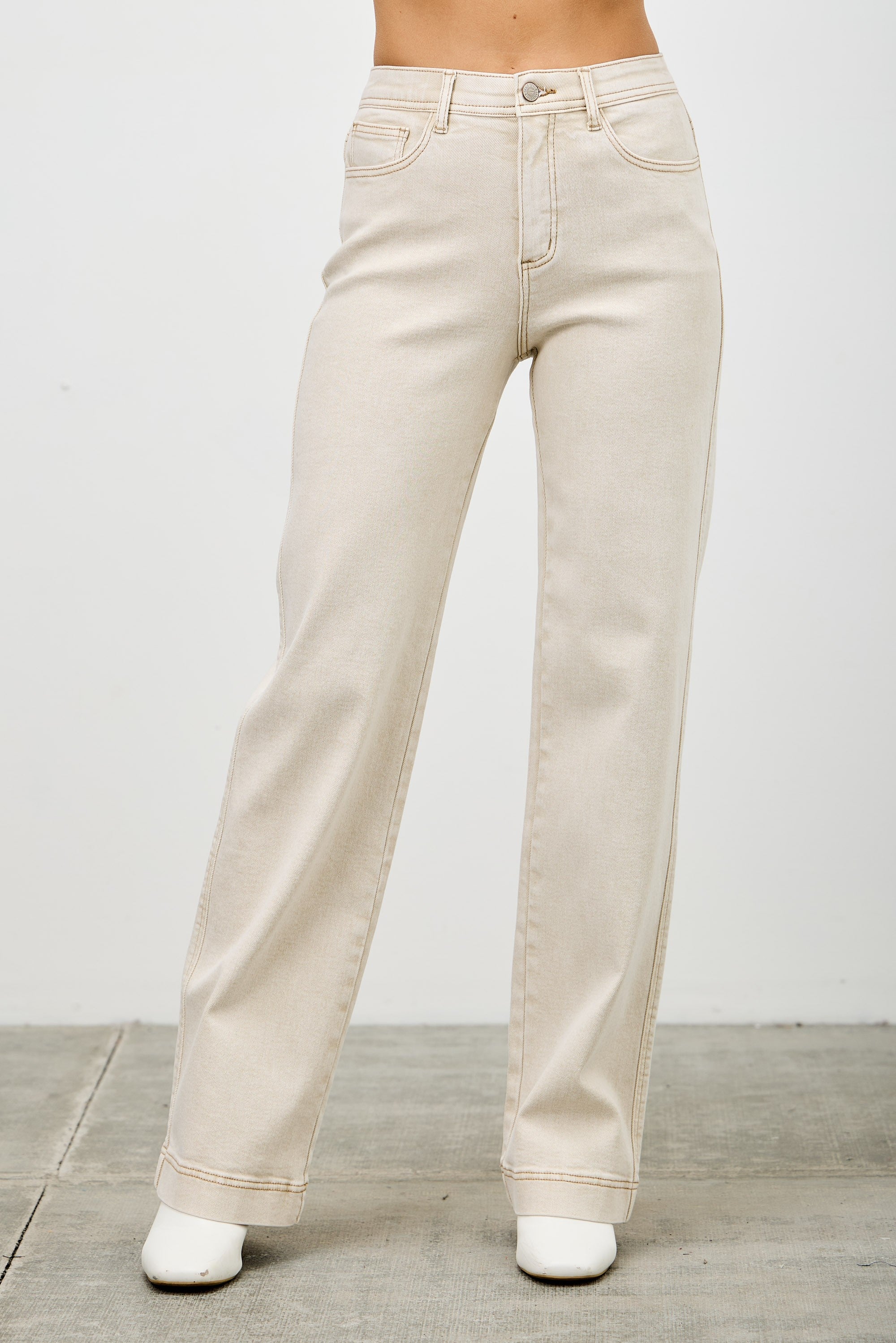 Saige - High Rise Slim Wide Straight in Light Beige