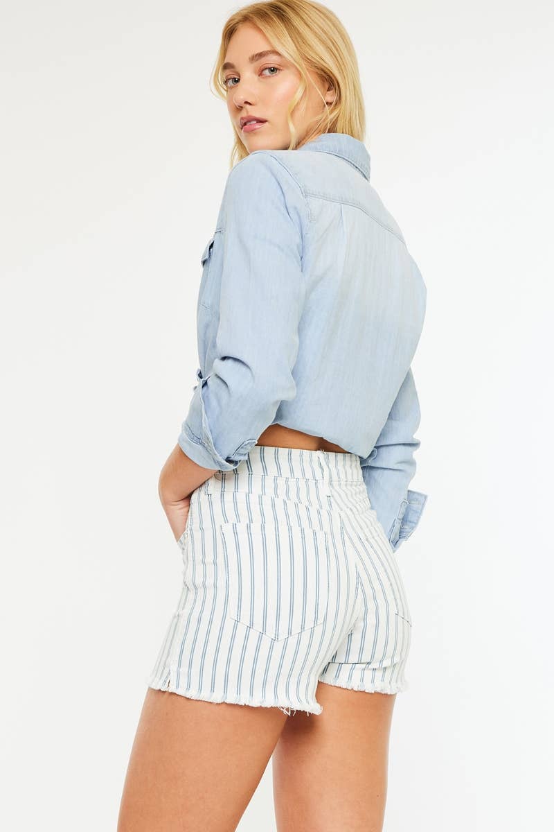 Kan Can - EXPOSED BUTTON HIGH RISE SHORT
