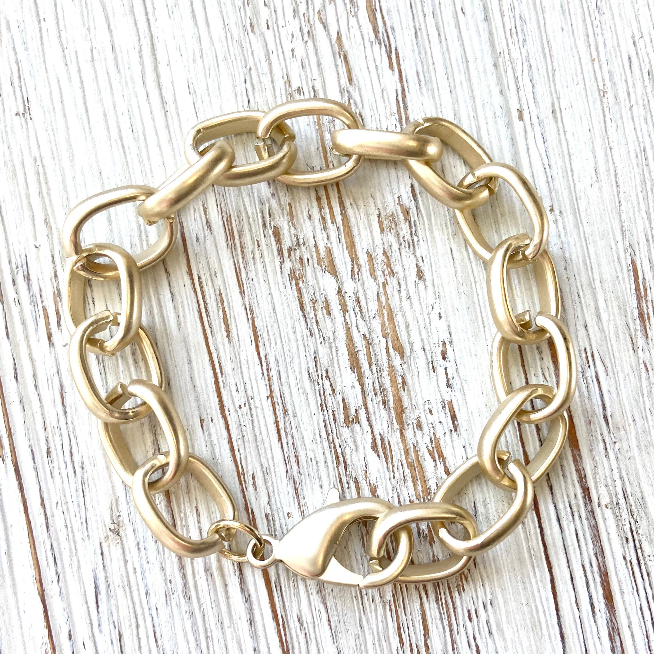 Matte gold chunky bracelet