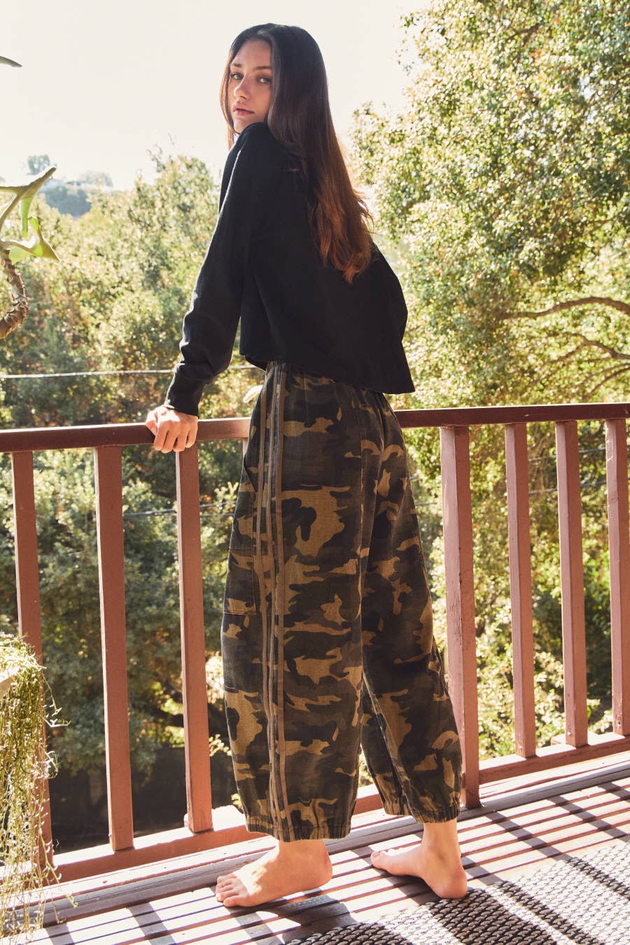 Camo-printed Drawstring Pants