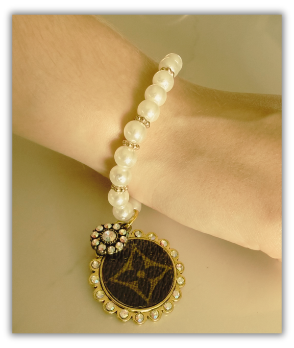 Pearl LV Stretch Bracelet