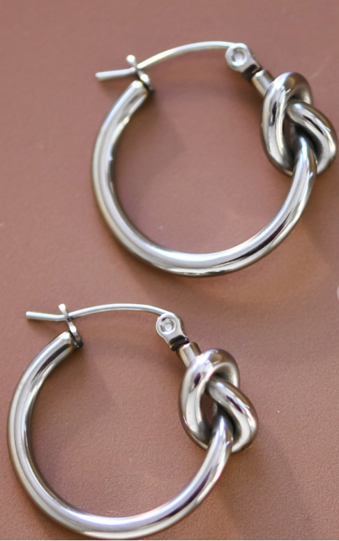 Forever Knot Hoops