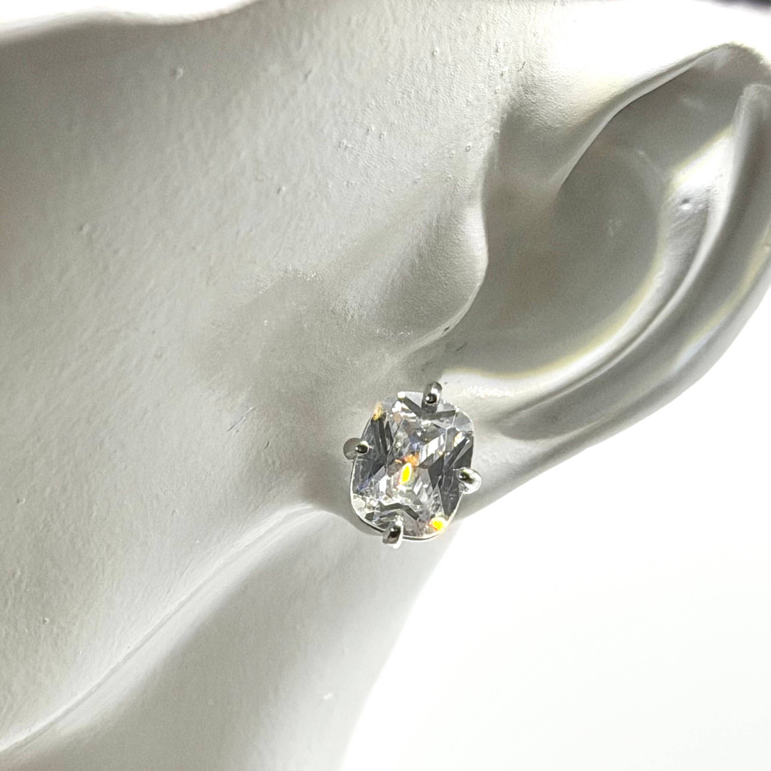 Sparkly crystal stud earrings