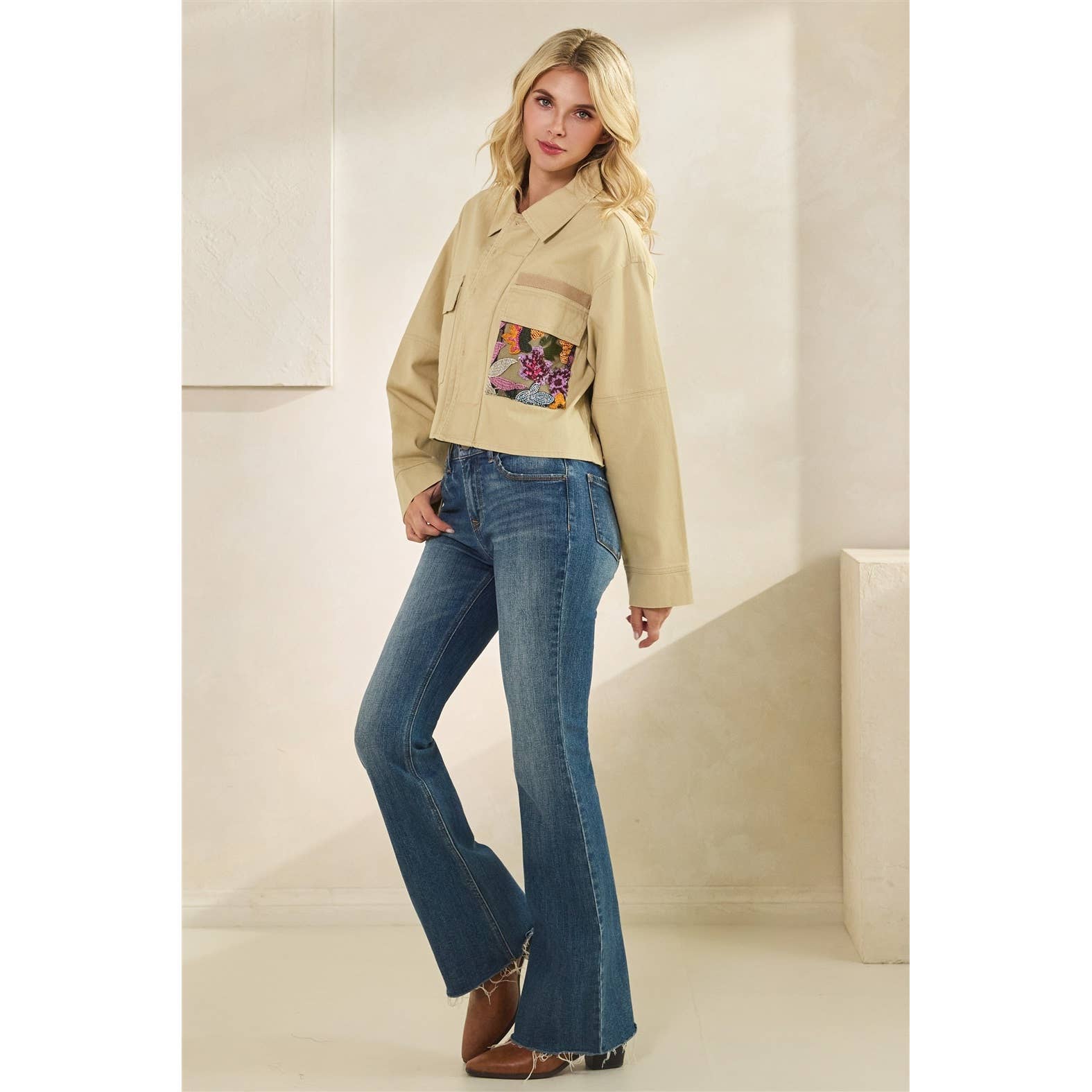 Vervet - Flower Sequins Contrast Jacket