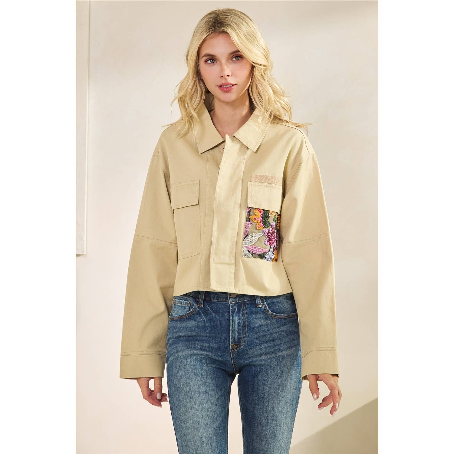 Vervet - Flower Sequins Contrast Jacket