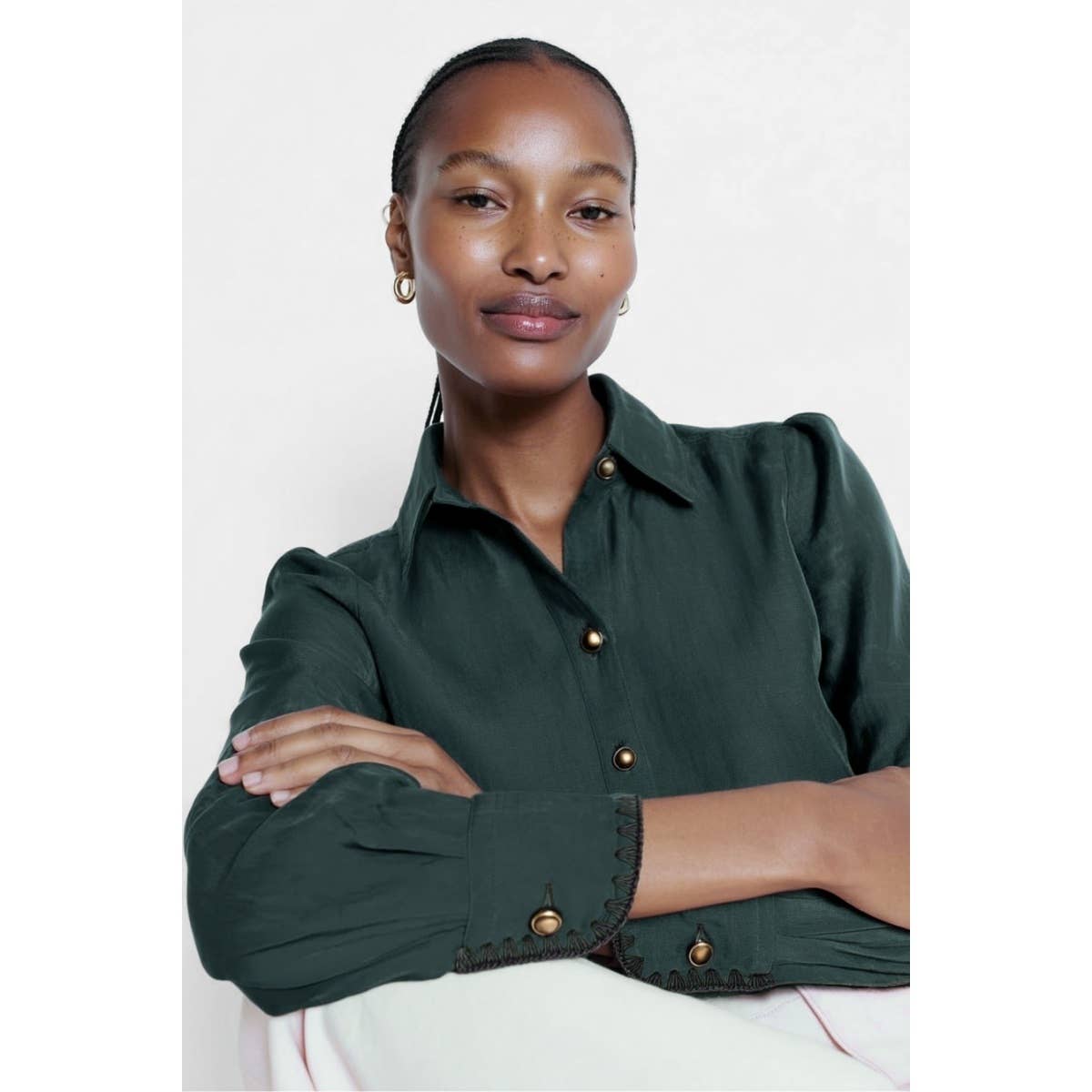 Blanket-stitch Cuff Button Up Cropped Blouse